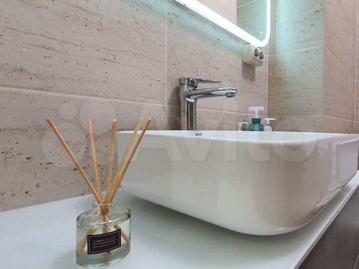 2-к. квартира, 80 м², 3/6 эт.