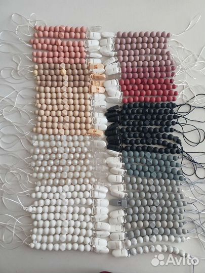 Держатели для пустышек