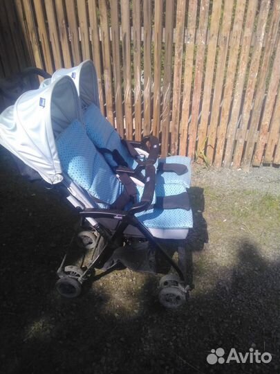 Прогулочная коляска для двойни