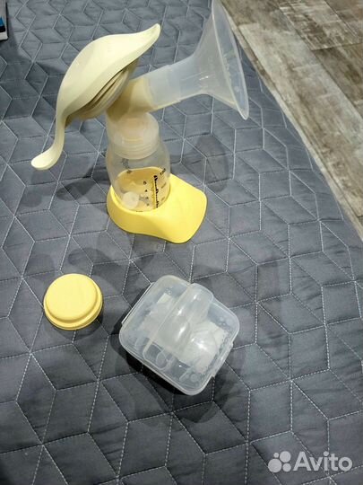 Молокоотсос с электрическим приводом