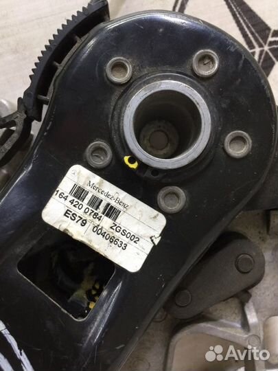 Педаль стояночного тормоза Mercedes-Benz Ml W164