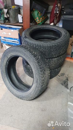 Nokian Tyres Hakkapeliitta 5 SUV 235/60 R18