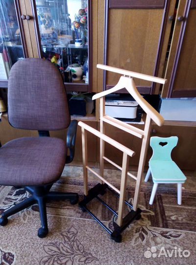 Вешалка напольная