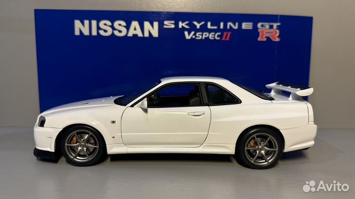 Nissan skyline gtr r34 1:18