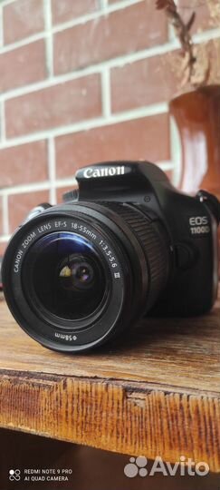 Зеркальный фотоаппарат Canon EOS 1100d