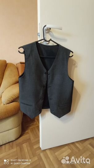 Жилетка для мальчика р. 146-152