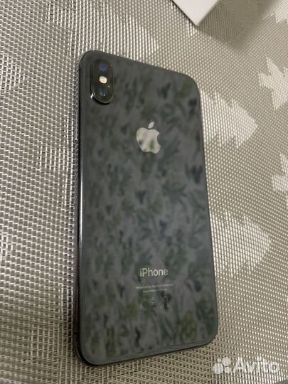 iPhone X, 256 ГБ