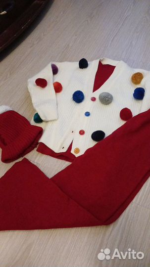 Кастюм на девочку 140