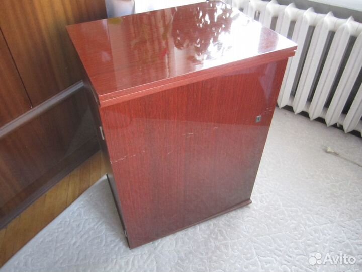 Швейная машинка ножная