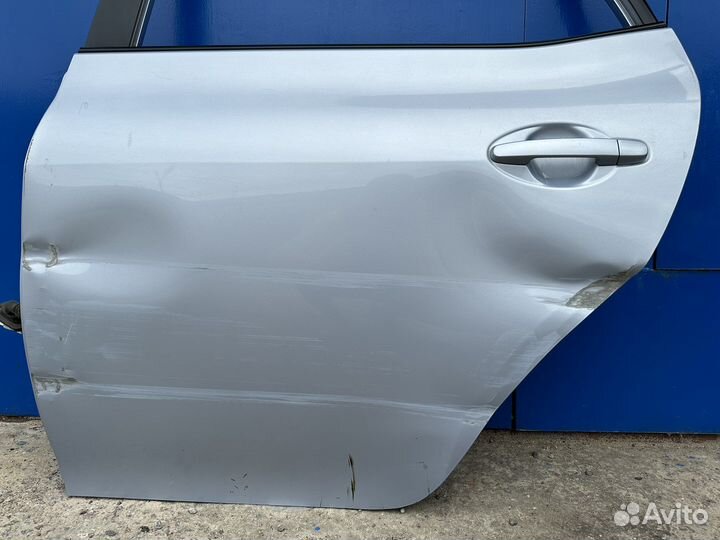 Дверь задняя левая Toyota Auris E150