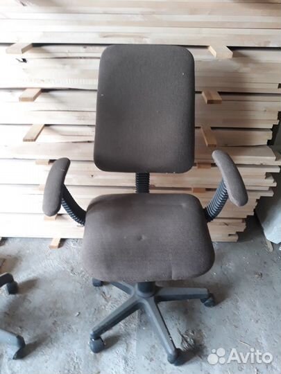Кресло офисное