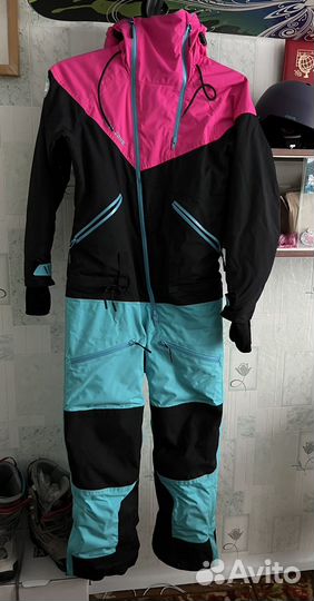 Комбинезон женский для сноуборда