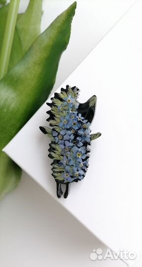 Брошь из эпоксидной смолы 