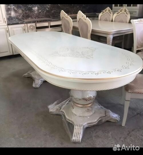 Стол «башмак»