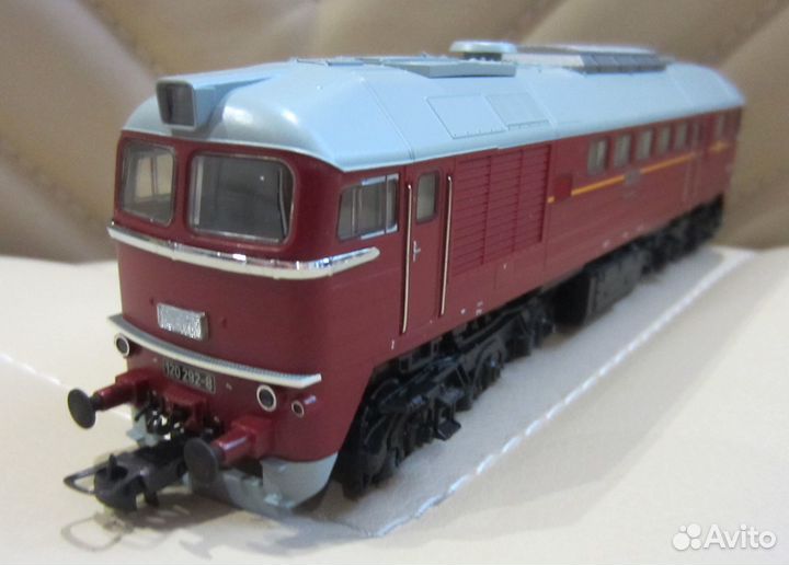 1:87 Н0 16,5 мм roco тепловоз BR 120