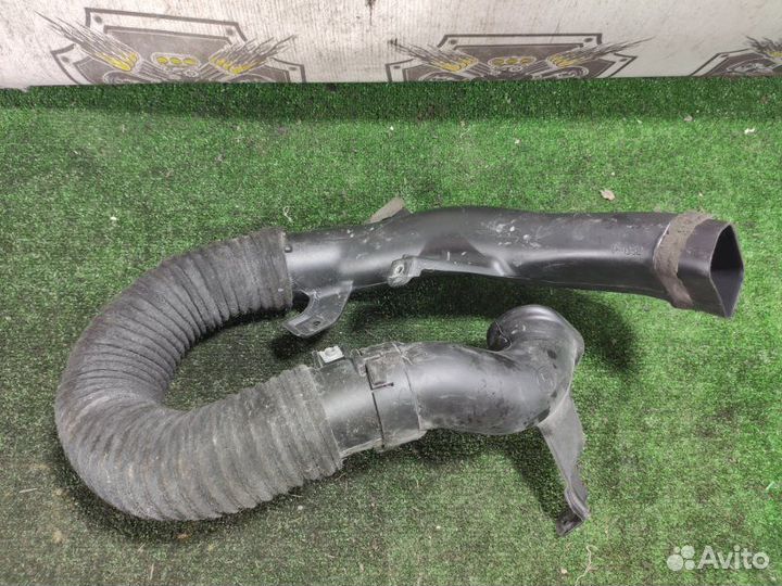 Патрубок воздушного фильтра Toyota Allion/Premio