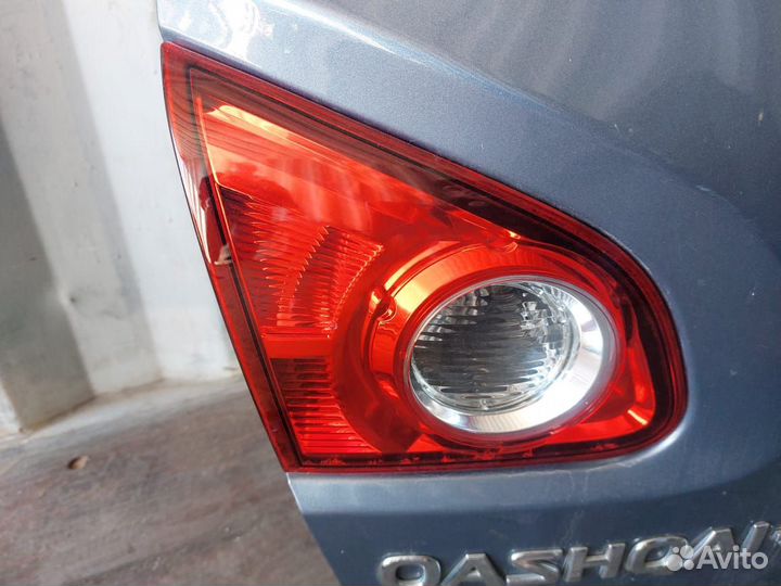 Крышка багажника Nissan Qashqai+2 цвет B52