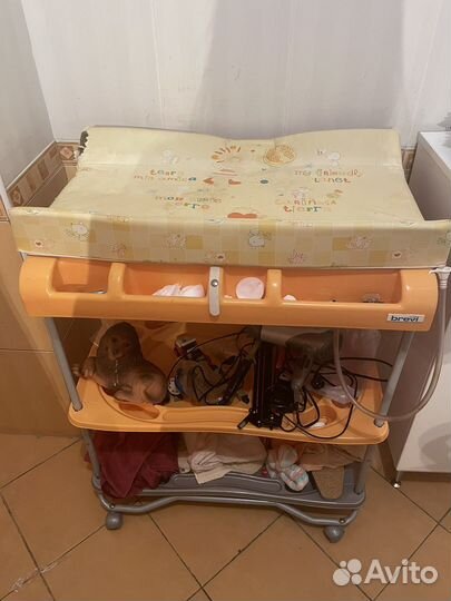 Пеленальный столик с ванночкой