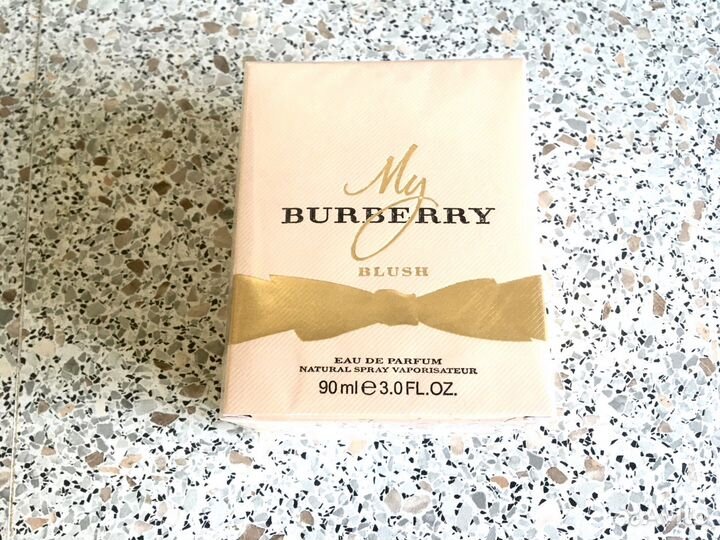 Burberry духи женские