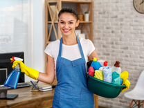 уборщик производственных помещений. уборщик служебных помещений. требуется на работу уборщица. уборщица в красноярске. клининговые компании.