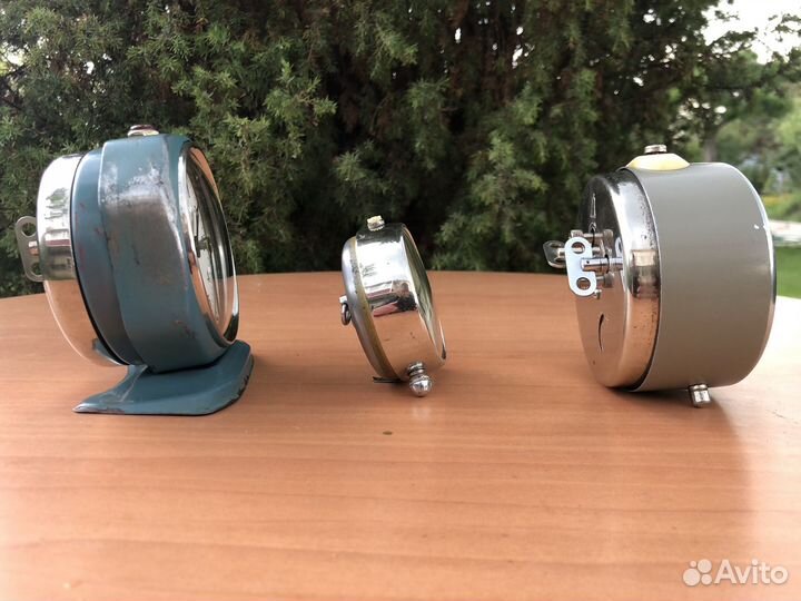 Старинные часы (будильники) СССР