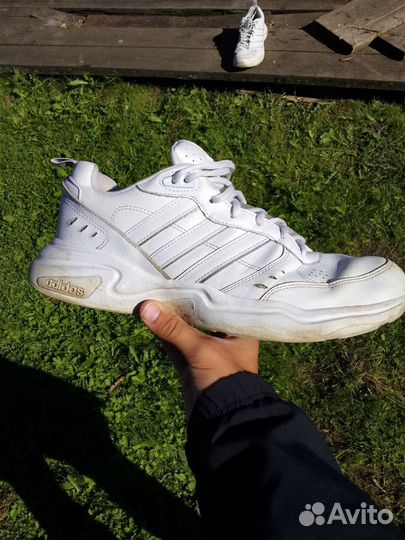 Кроссовки adidas 46 размер