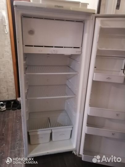 Холодильник 