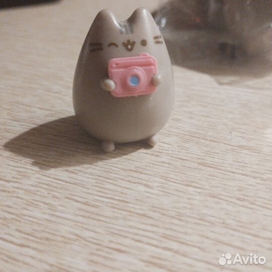 Пушкин фигурка