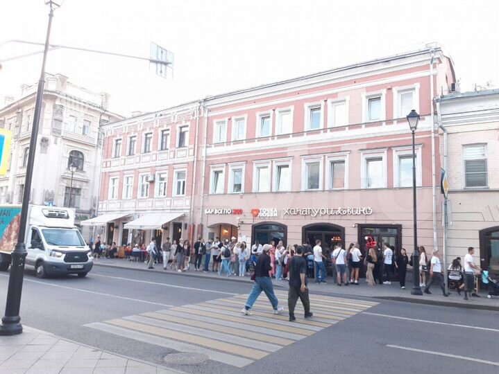 Комната 43,7 м² в 6-к., 3/3 эт.