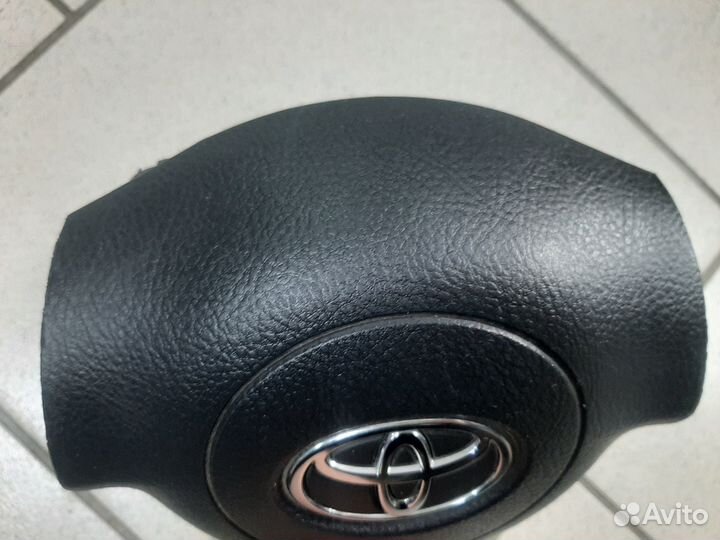 Подушка в руль левая Corolla 120 (2000-2007)