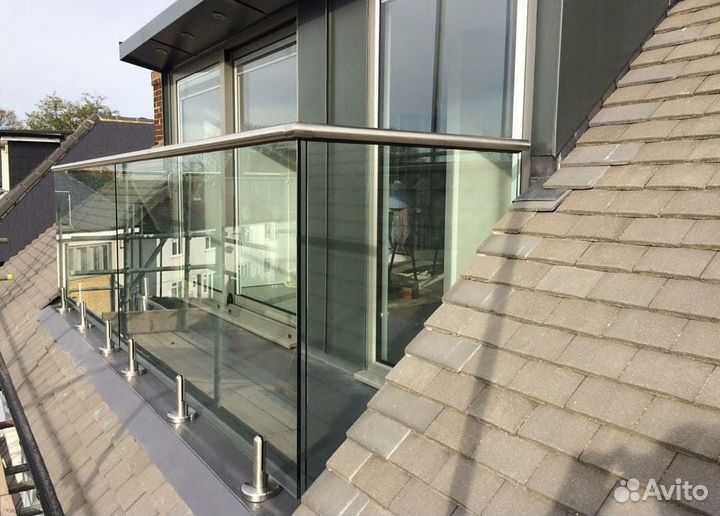 Ограждение для балкона из стекла