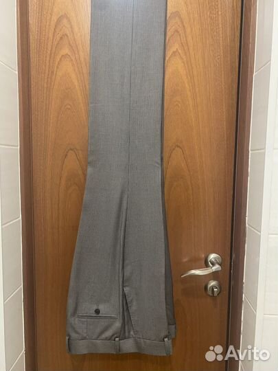 Костюм мужской. Размер 44 (S)