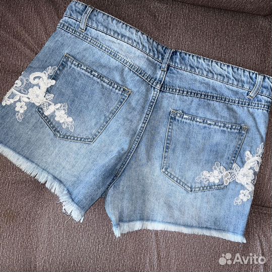 Женские джинсовые шорты