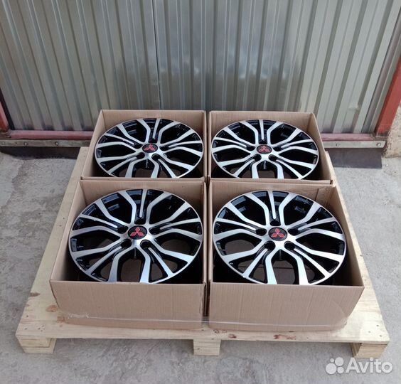 Диски R16 на Mitsubishi ASX Outlander Galant