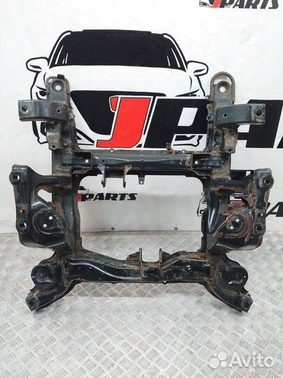 Подрамник передний Suzuki Grand Vitara