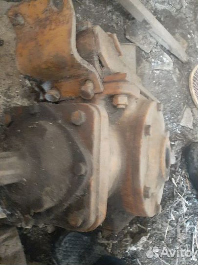 Редуктор на свекловичный культиватор кф-5.4