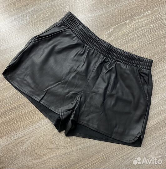 Шорты из эко кожи