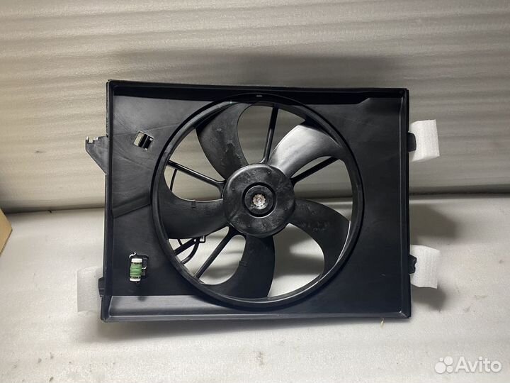 Вентилятор охлаждения с сборе KIa Optima 15+