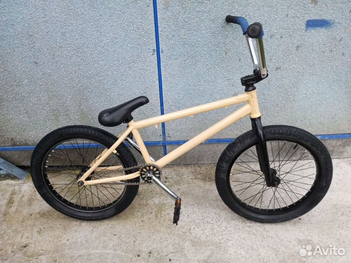 Трюковой велосипед bmx