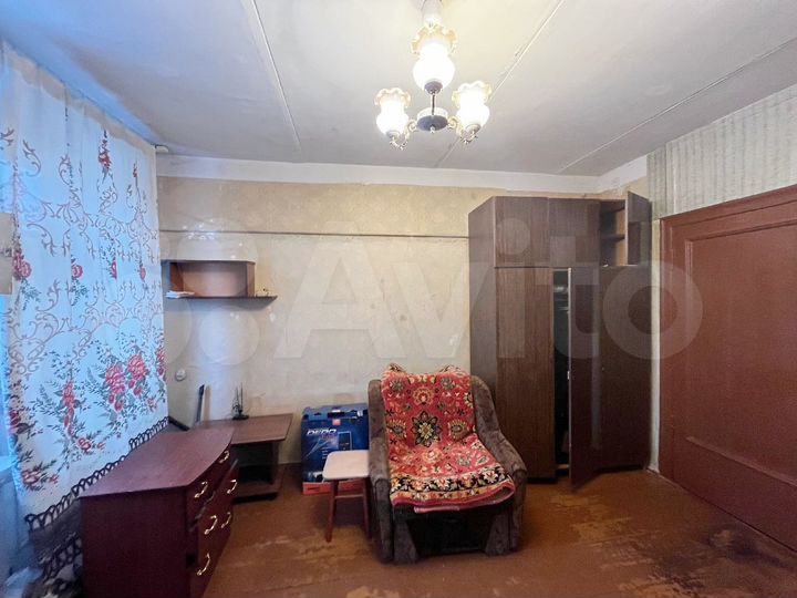 Комната 14 м² в 3-к., 3/5 эт.