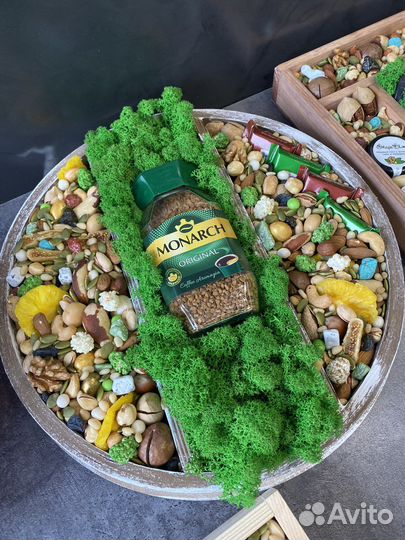 Ореховые боксы, корзины с сухофруктами