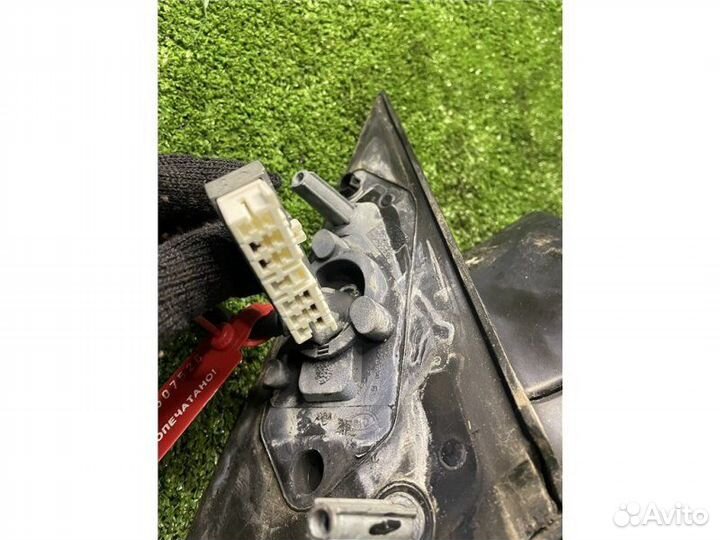 Зеркало наружное правое Peugeot 406 2.0 2001