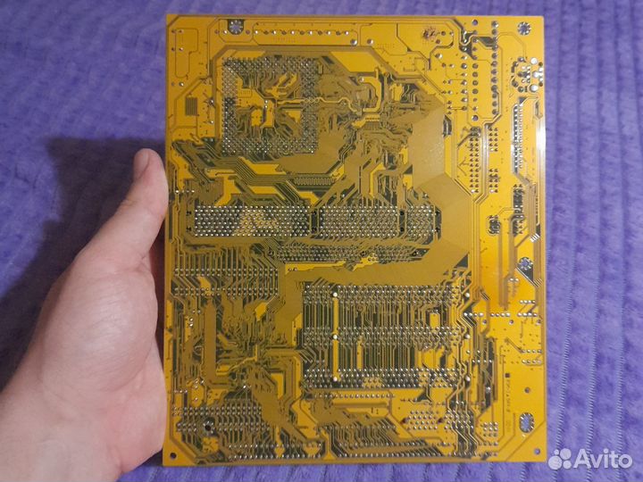 Две материнские платы socket 7 и socket 370