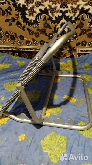 Регулируемая опора под спину