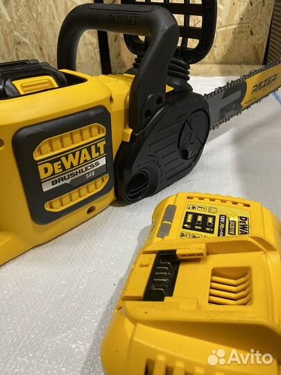 Аккумуляторная цепная пила dewalt DCM 575