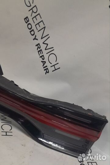 Фонарь в крышку багажника Porsche Macan 95B945208H