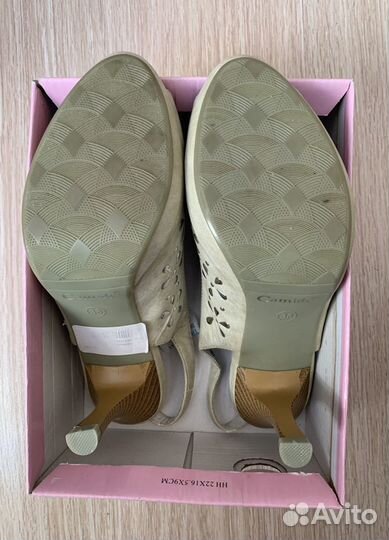 Босоножки женские