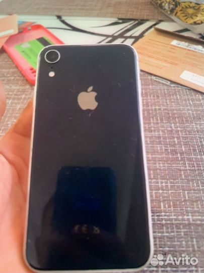 iPhone Xr, 64 ГБ