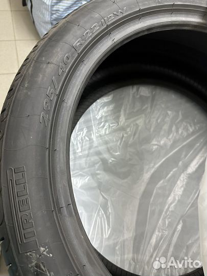 Pirelli Scorpion 295/40 R22 112W