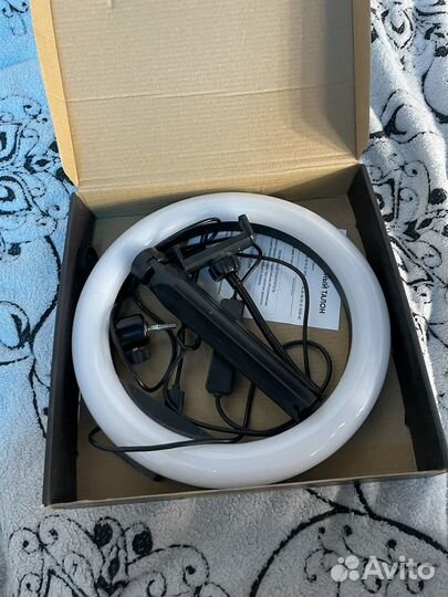 Кольцевая лампа 26 см